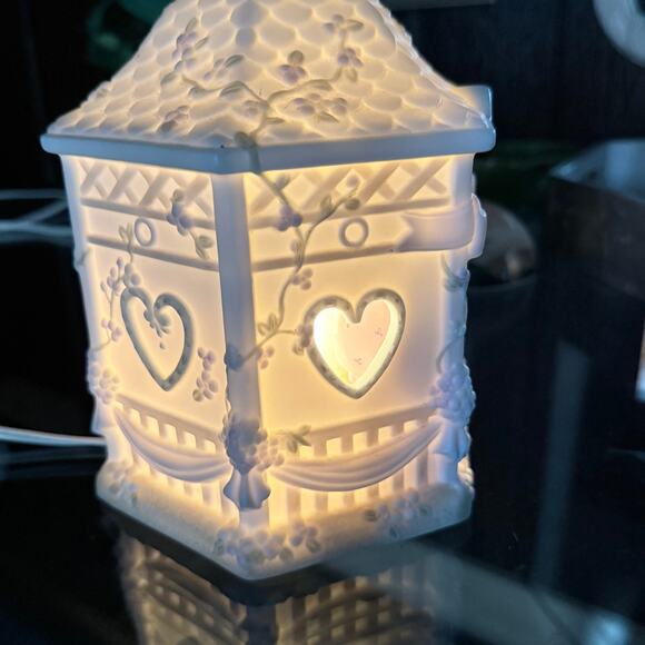 Precious Moments Friendship Hits The Spot Gazebo Nightlight 1999 Cottagecore - Picture 5 of 9